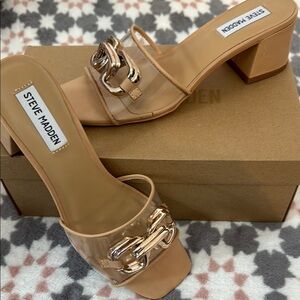 Steve Madden Santana Tan Heeled Sandals with Chain Detail EUC